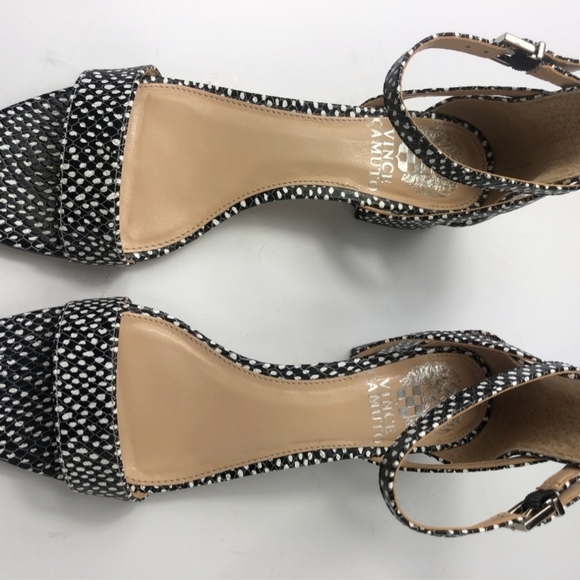 Vince Camuto sandal - Picture 2 of 4